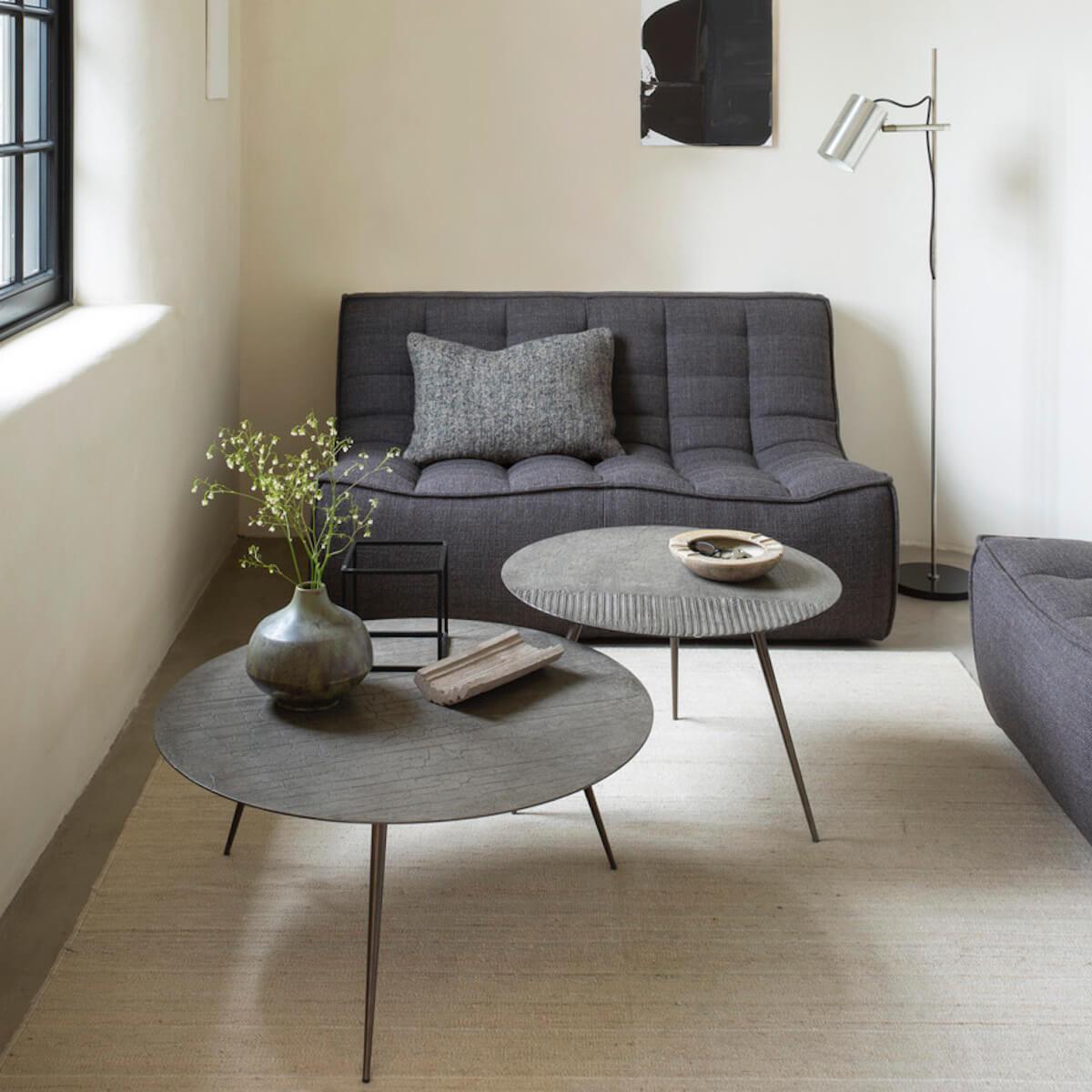 Table basse ronde 65cm LUNA Ethnicraft lava linear taupe