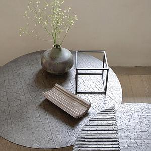 Table basse ronde 65cm LUNA Ethnicraft lava linear taupe