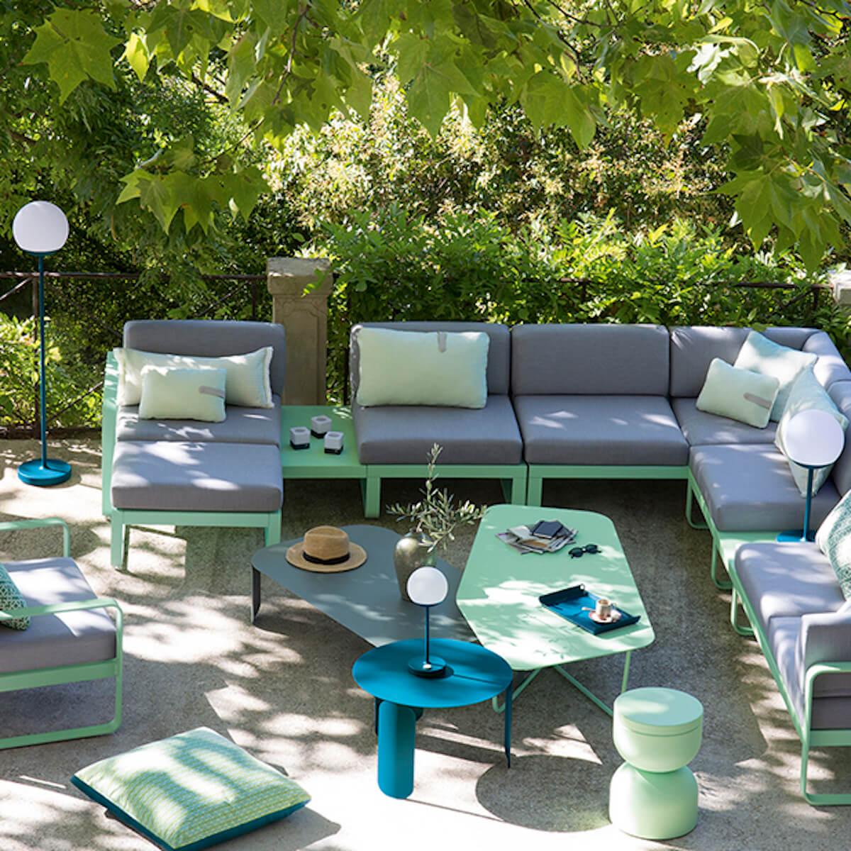 Table basse ULTRASOFA Fermob vert cedre 