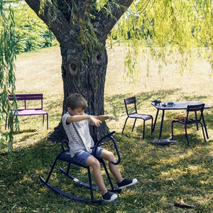 Table jardin enfant LUXEMBOURG KIDS Fermob noir réglisse