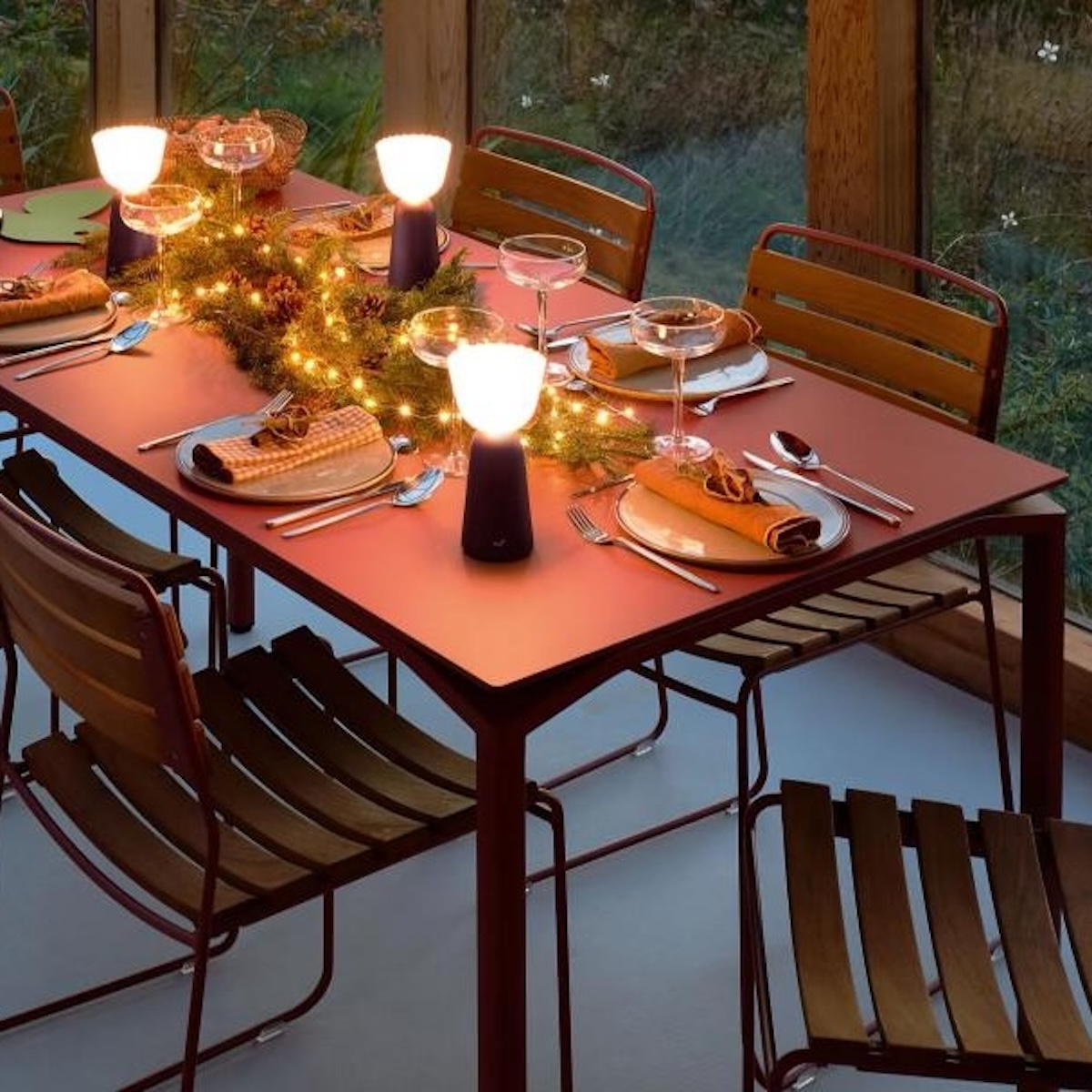 Table mat velouté 160x80cm CALVI Fermob Indoor gris argile