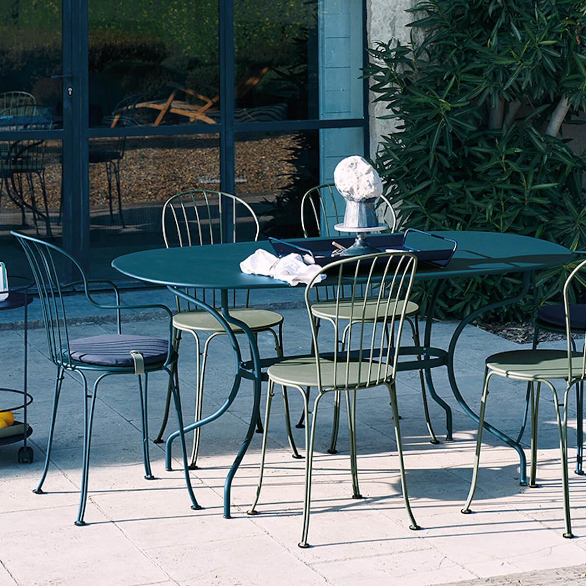 Table ovale 90x160cm OPERA + Fermob carbone