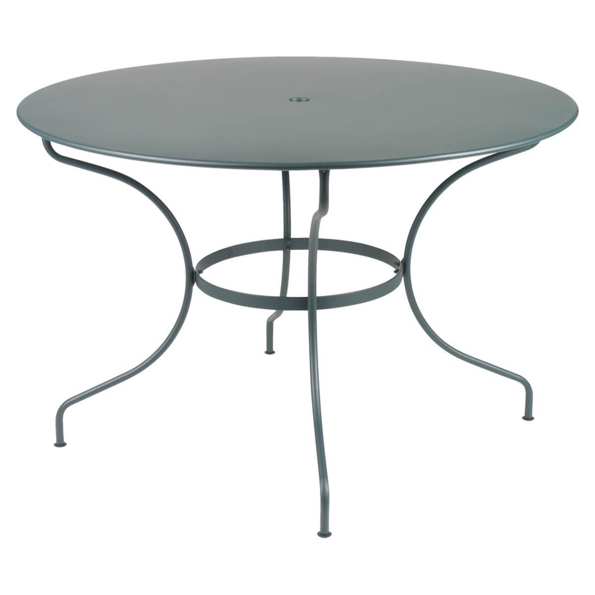 Table ronde 117cm OPERA + Fermob cèdre