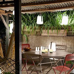 Table ronde 128cm CARACTERE Fermob capucine