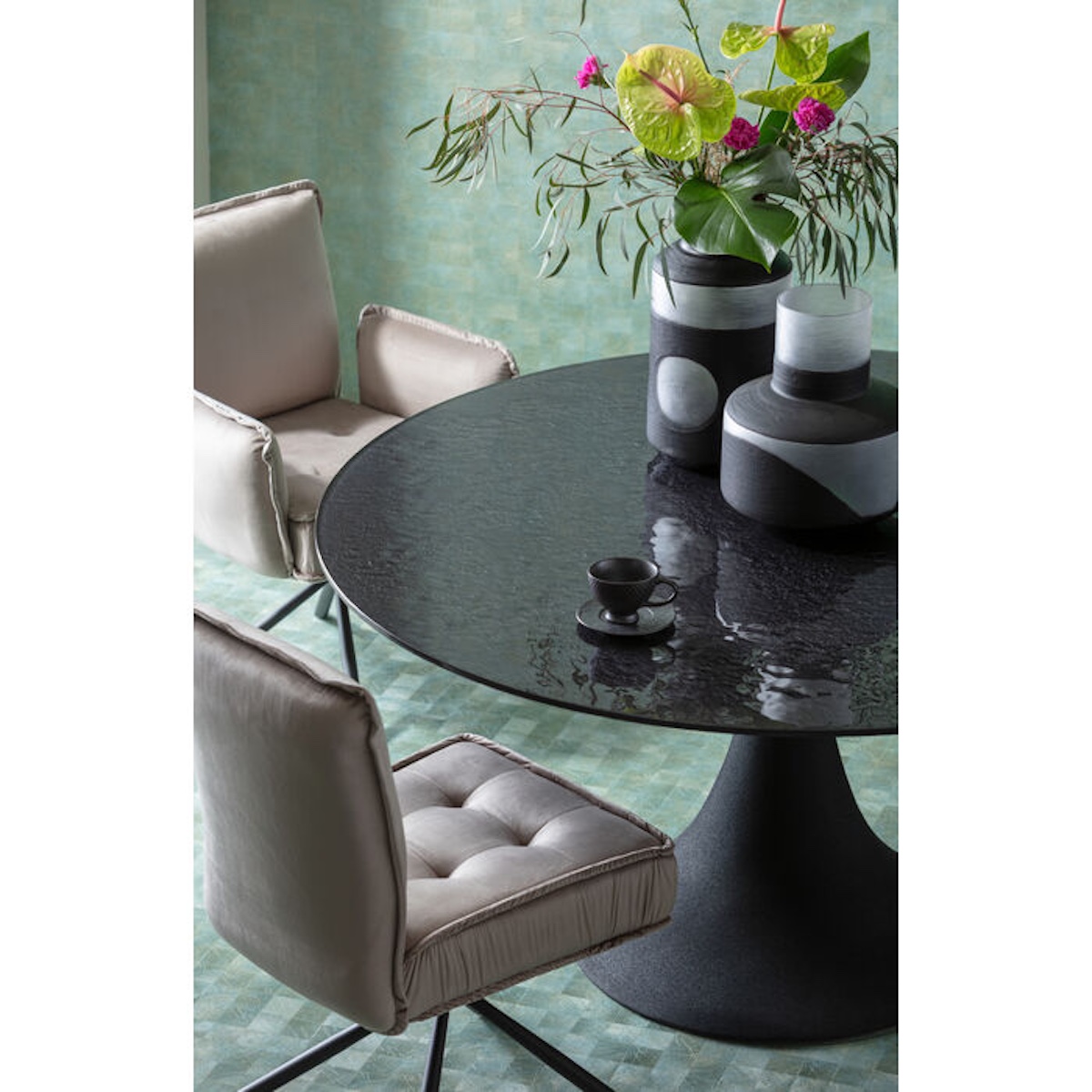Table ronde 150cm GRANDE POSSIBILITA Kare Design noir bubble